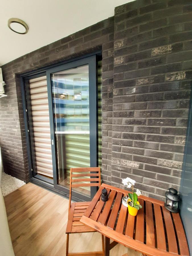 Central Palace Apartmani - Pupinova Palata Novi Sad Exteriör bild